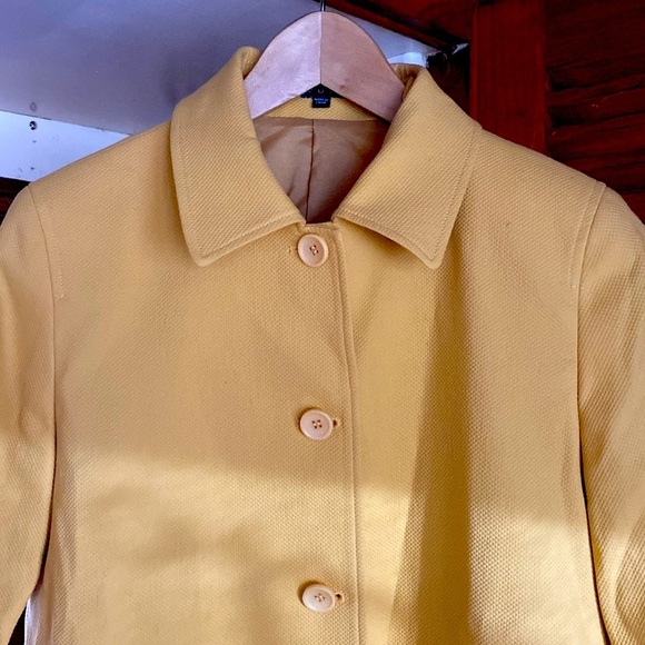 Theory Juleen/Ivona yellow button down, business casual coat size small … - Picture 2 of 8